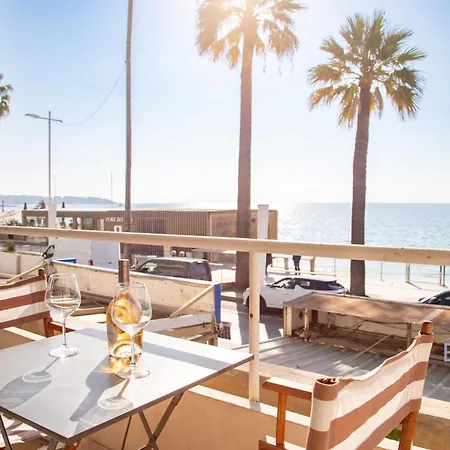 Apartment Large On The Seafront Antibes